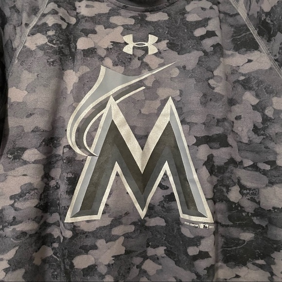 Under Armour Miami Marlins Camo‎ T-Shirt Size Medium​ - Picture 3 of 7